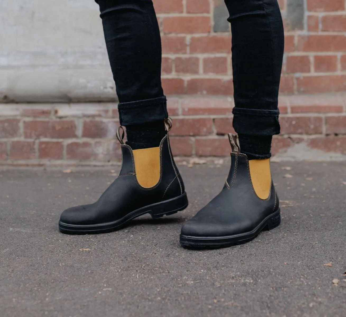 Blundstone 1919 Brown Mustard Leather Chelsea Boots Stitch Camel Slip On