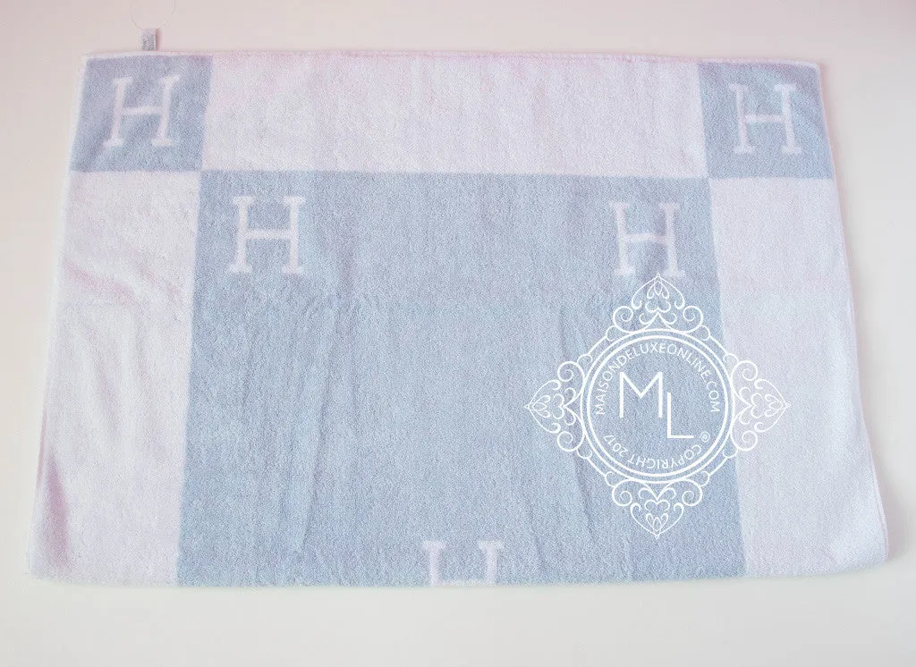 Hermes Classic Blue H Avalon Large Bath Towel